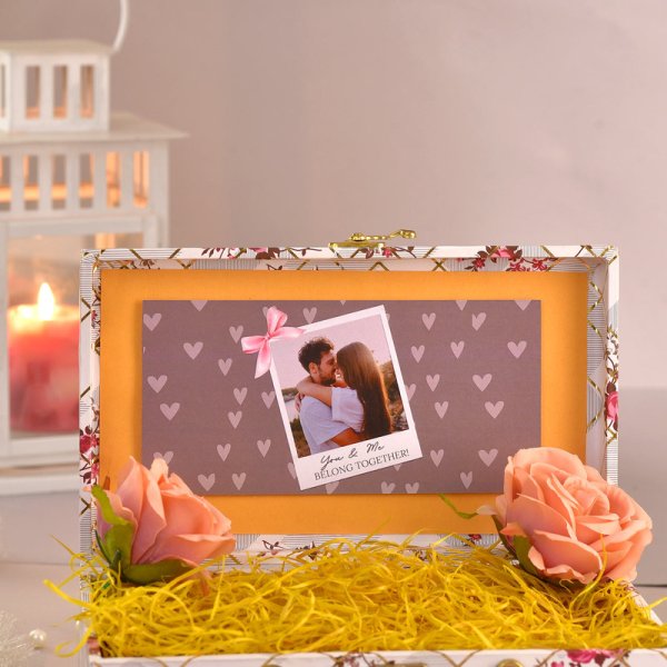 "Sweet Love & Luxe Memories Hamper" - Image 4